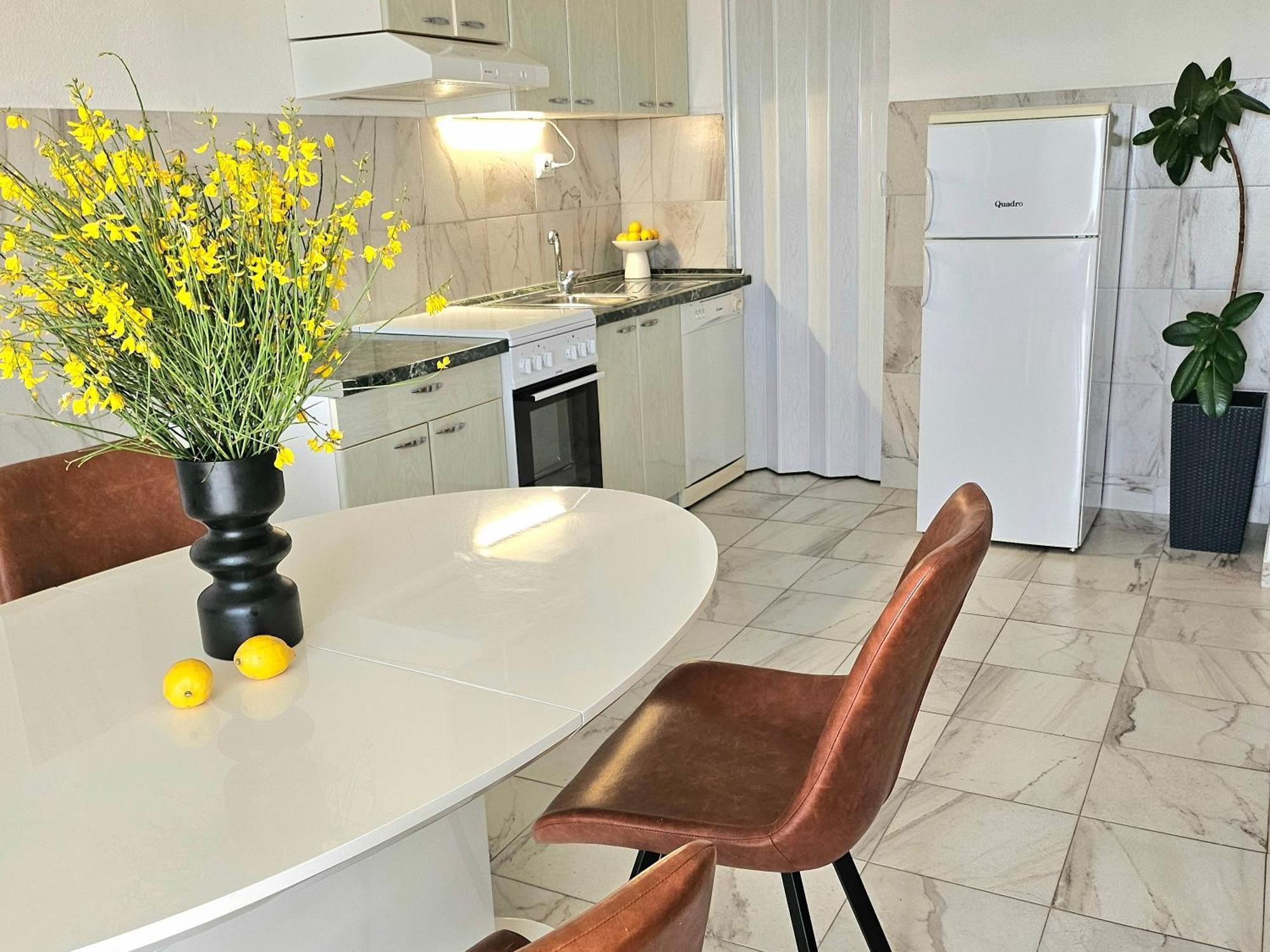 Apartment Wish Podstrana Exterior foto